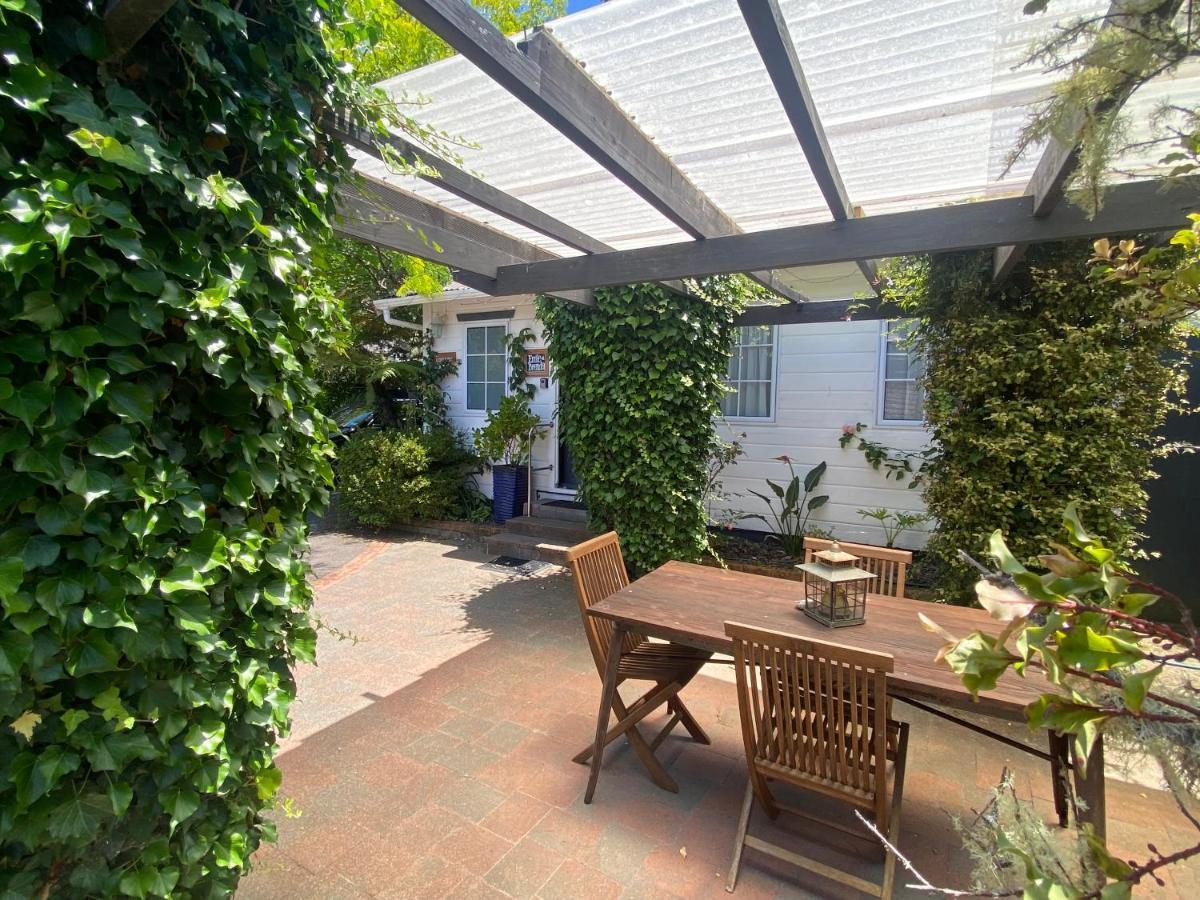 Paihia Place Cottage - Central Пайхия Екстериор снимка